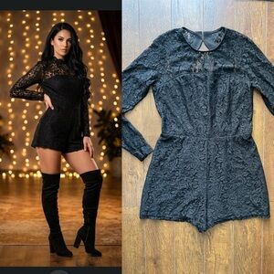 NWT Dynamite Lace Open Back Romper. Black. Large.